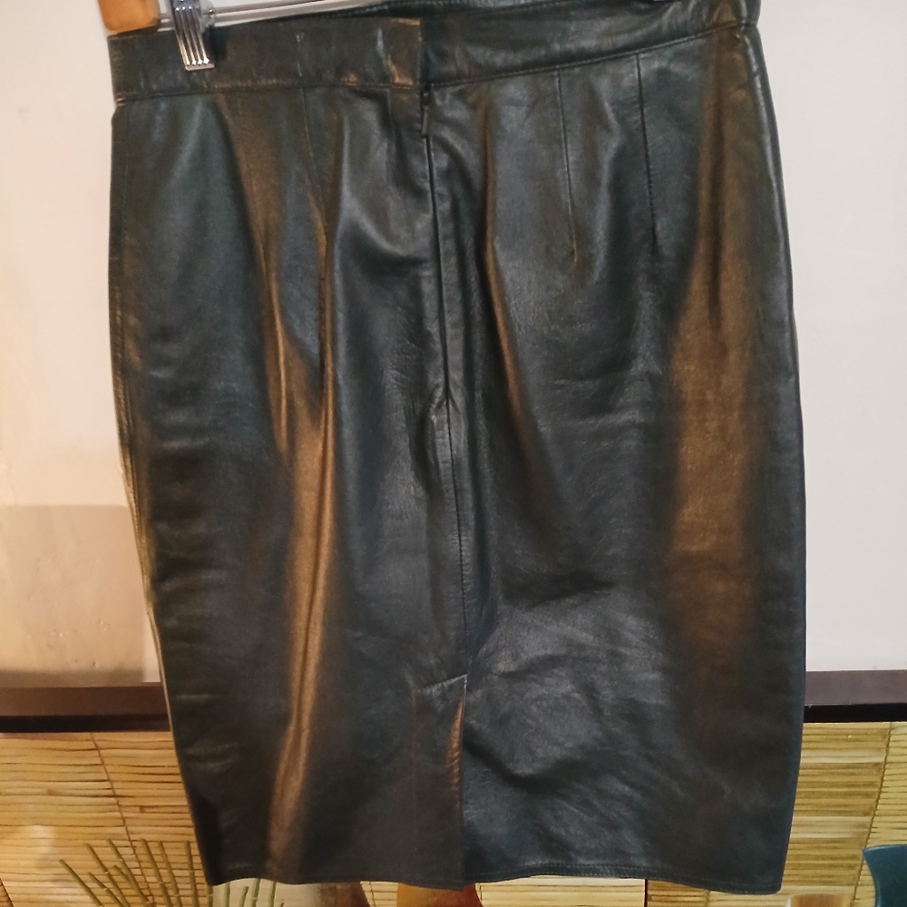 Vintage ladies Leather skirt